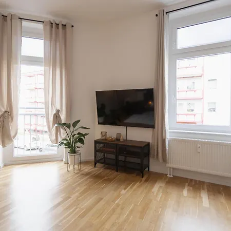 Agnes Apartment